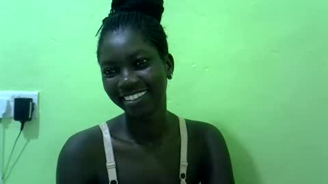 Snapshot of sweet_cherie1 chatting on February 2026 04:46:02 AM sweet_cherie1 online show from February 2026 04:46:02 AM