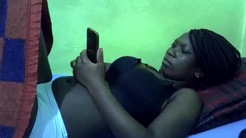 Snapshot of sweet_cherie1 chatting on May 2026 05:47:01 AM sweet_cherie1 online show from May 2026 05:47:01 AM