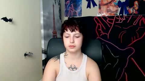 Snapshot of sweet_cherryg chatting on June 2026 06:42:02 AM Ivy online show from June 2026 06:42:02 AM