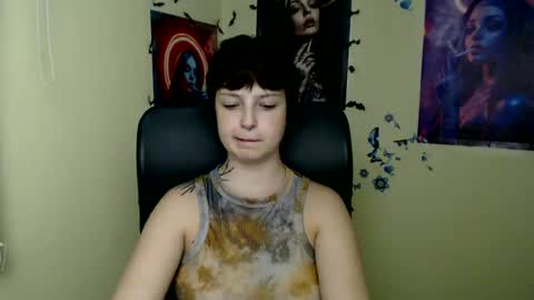 Snapshot of sweet_cherryg chatting on July 2026 06:14:01 PM Ivy online show from July 2026 06:14:01 PM