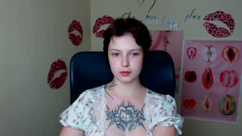 Snapshot of sweet_cherryg chatting on July 2026 06:40:02 AM Ivy online show from July 2026 06:40:02 AM