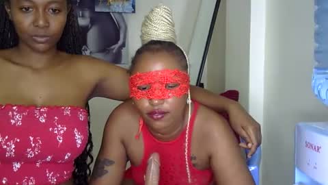 Snapshot of sweet_cindy5 chatting on November 2025 02:49:01 PM sweet_cindy5 online show from November 2025 02:49:01 PM