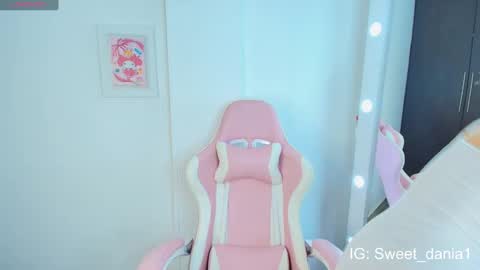 Snapshot of sweet_dania_ chatting on March 2025 03:13:01 AM sweet_dania_ online show from March 2025 03:13:01 AM