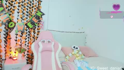Snapshot of sweet_dania_ chatting on October 2025 08:14:02 AM sweet_dania_ online show from October 2025 08:14:02 AM