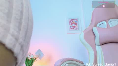 Snapshot of sweet_dania_ chatting on February 2026 12:20:01 AM sweet_dania_ online show from February 2026 12:20:01 AM