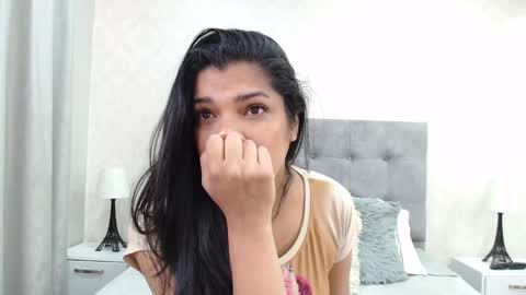 Snapshot of sweet_dreamses chatting on January 2025 12:12:02 PM Kendra online show from January 2025 12:12:02 PM