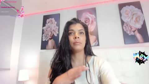 Snapshot of sweet_dreamses chatting on January 2025 12:20:02 PM Kendra online show from January 2025 12:20:02 PM