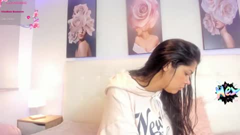 Snapshot of sweet_dreamses chatting on February 2025 12:25:02 PM Kendra online show from February 2025 12:25:02 PM