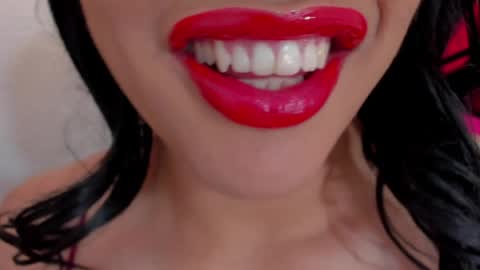sweet_eliizabeth online show from May 2026 01:32:02 PM