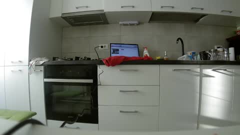 Snapshot of sweet_ella chatting on February 2025 06:27:02 AM online show from February 2025 06:27:02 AM