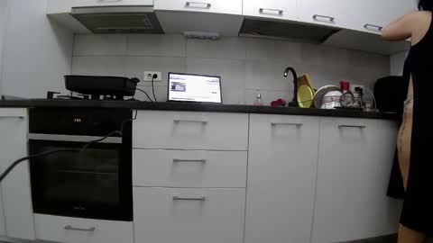 Snapshot of sweet_ella chatting on November 2025 06:26:02 AM online show from November 2025 06:26:02 AM