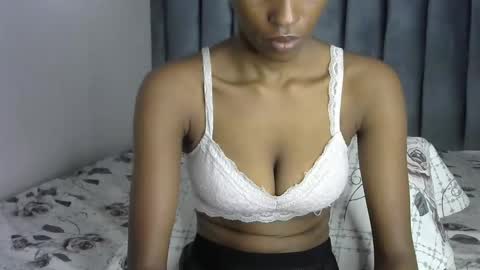 Snapshot of sweet_freaky chatting on January 2026 05:22:01 AM sweet_freaky online show from January 2026 05:22:01 AM
