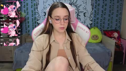 Alice online show from February 2025 03:06:01 AM