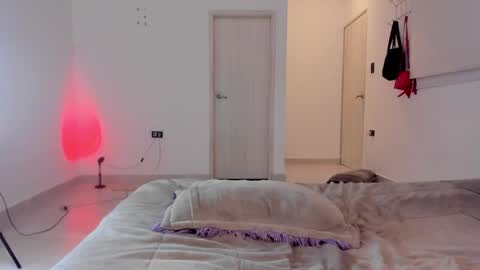 Snapshot of sweet_lia1_ chatting on February 2025 09:42:02 PM Hi Im Lia Your dreams came true online show from February 2025 09:42:02 PM