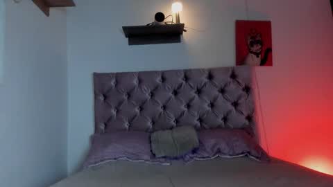 Hi Im Lia Your dreams came true  online show from November 2025 01:26:02 AM