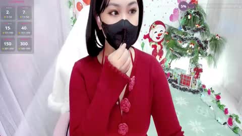 Snapshot of sweet_lily0 chatting on December 2025 09:24:02 PM Lily online show from December 2025 09:24:02 PM