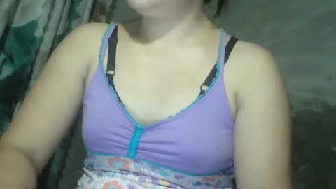 Snapshot of sweet_lily0613 chatting on February 2025 11:01:02 AM sweet_lily0613 online show from February 2025 11:01:02 AM