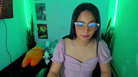 Lina online show from March 2026 01:10:01 AM