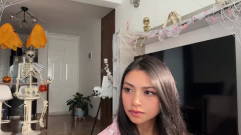 Snapshot of sweet_littleee chatting on October 2025 09:17:02 PM free private online show from October 2025 09:17:02 PM