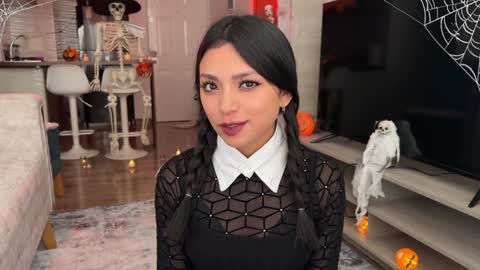 Snapshot of sweet_littleee chatting on October 2025 08:09:02 PM free private online show from October 2025 08:09:02 PM