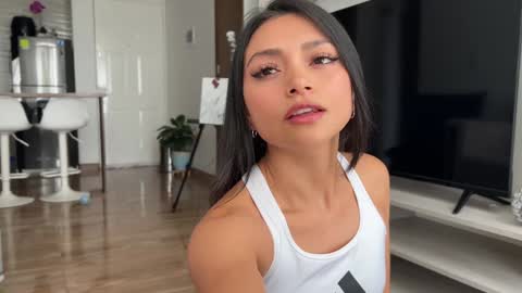 Snapshot of sweet_littleee chatting on November 2025 03:52:02 PM free private online show from November 2025 03:52:02 PM