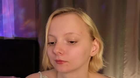 Lana online show from May 2026 05:20:02 PM