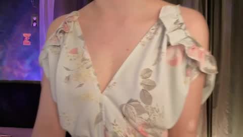 Lana online show from May 2026 06:09:01 PM