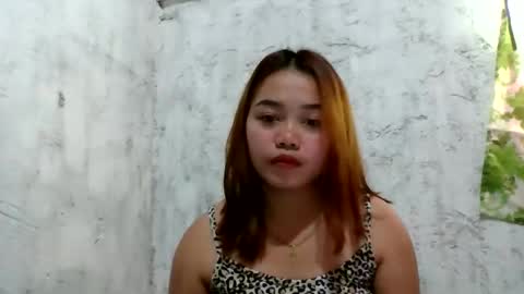 Snapshot of sweet_mae28xx chatting on February 2025 07:09:02 AM sweet_mae28xx online show from February 2025 07:09:02 AM