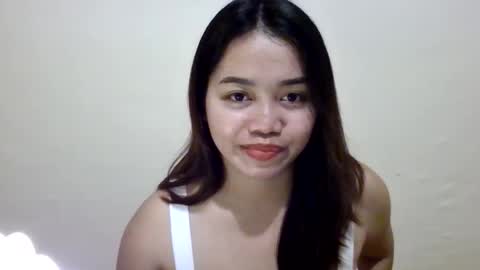 sweet_mae28xx online show from April 2026 01:14:02 PM
