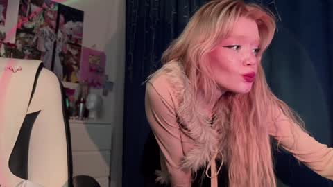 Snapshot of sweet_melissa133 chatting on January 2025 10:39:01 PM Melissa. Join me on Fansly link in social medias online show from January 2025 10:39:01 PM