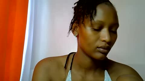Linda online show from May 2026 05:03:02 AM