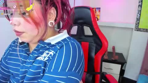 Snapshot of sweet_melody_xx chatting on September 2025 05:19:02 AM MELODY online show from September 2025 05:19:02 AM