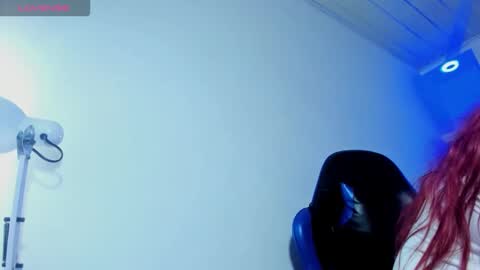 Snapshot of sweet_melody_xx chatting on September 2025 10:40:02 AM MELODY online show from September 2025 10:40:02 AM