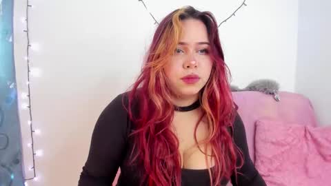 Snapshot of sweet_melody_xx chatting on October 2025 09:48:02 PM MELODY online show from October 2025 09:48:02 PM