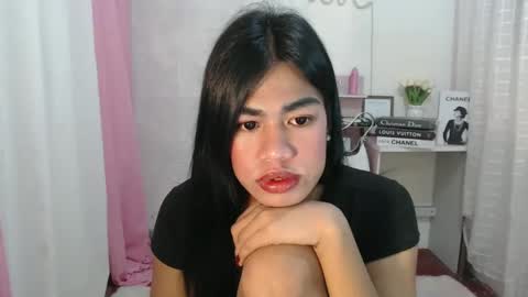 Snapshot of sweet_melonxxx chatting on January 2025 01:18:01 AM Melon online show from January 2025 01:18:01 AM