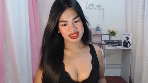 Snapshot of sweet_melonxxx chatting on February 2025 12:48:01 PM Melon online show from February 2025 12:48:01 PM