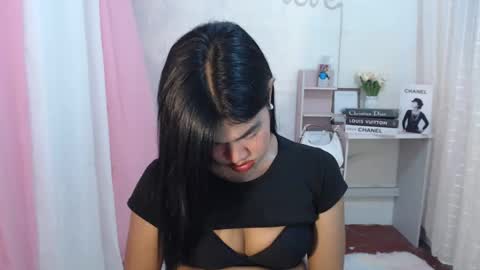 Snapshot of sweet_melonxxx chatting on February 2025 10:15:01 PM Melon online show from February 2025 10:15:01 PM