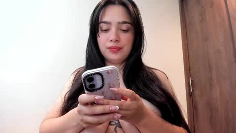 Mia Johns online show from May 2026 05:05:02 AM