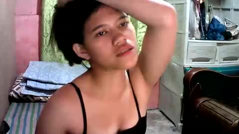 sweet_milkshake2004 online show from October 2025 01:25:02 AM