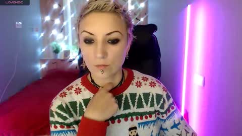 Snapshot of sweet_n_strong chatting on November 2025 08:02:02 AM sweet_n_strong online show from November 2025 08:02:02 AM