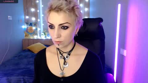 Snapshot of sweet_n_strong chatting on December 2025 08:19:02 AM sweet_n_strong online show from December 2025 08:19:02 AM