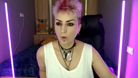 Snapshot of sweet_n_strong chatting on January 2026 07:44:02 AM sweet_n_strong online show from January 2026 07:44:02 AM