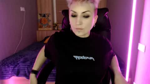 Snapshot of sweet_n_strong chatting on January 2026 12:54:01 PM sweet_n_strong online show from January 2026 12:54:01 PM