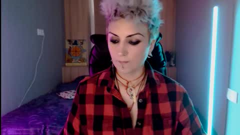 Snapshot of sweet_n_strong chatting on February 2026 02:05:02 PM sweet_n_strong online show from February 2026 02:05:02 PM