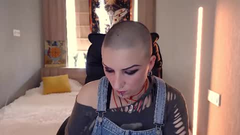 sweet_n_strong online show from July 2026 11:05:02 AM