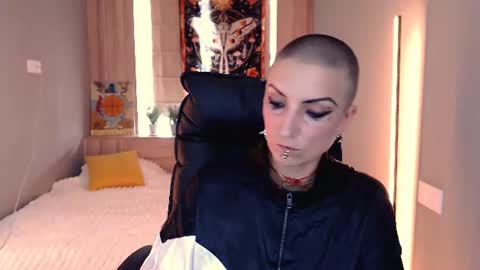 sweet_n_strong online show from July 2026 03:03:02 PM