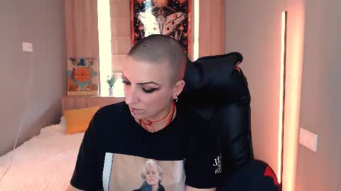 sweet_n_strong online show from July 2026 10:52:02 AM