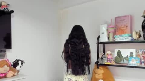 Nhaomy online show from March 2026 08:02:01 PM