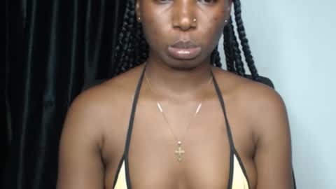 Nancy online show from December 2025 06:01:02 PM