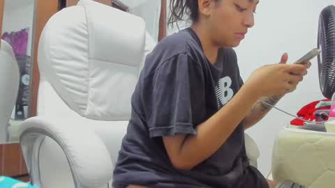 sweet_robyn online show from December 2024 10:12:01 PM